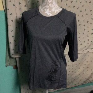 North face women’s shirt